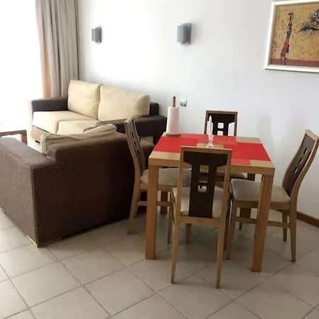 Apartment Penthouse In Emerald Beach, & *