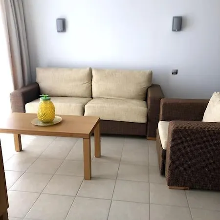 Penthouse In Emerald Beach, & Ravda